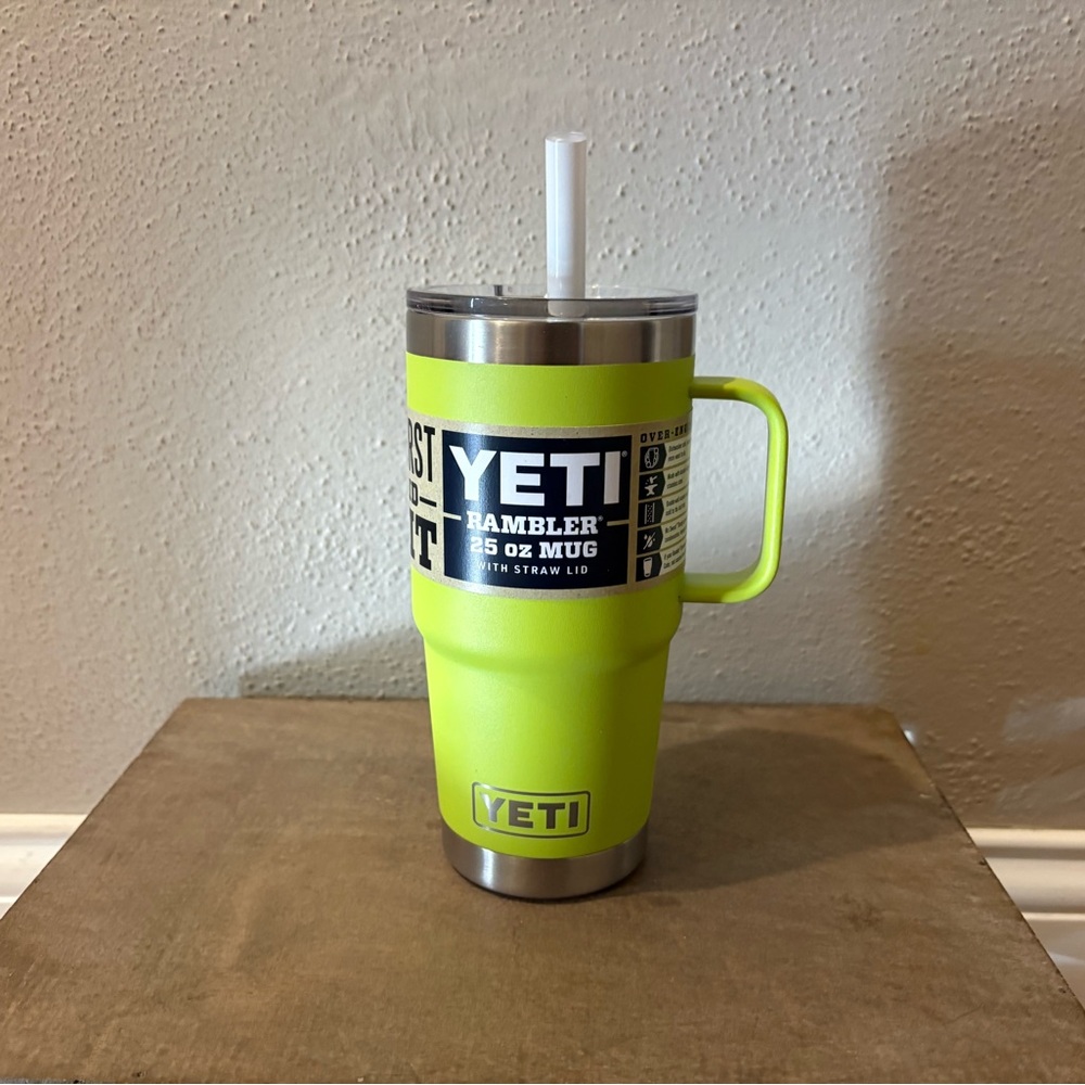YETI Rambler 25 oz Mug with Straw Lid - Chartreuse